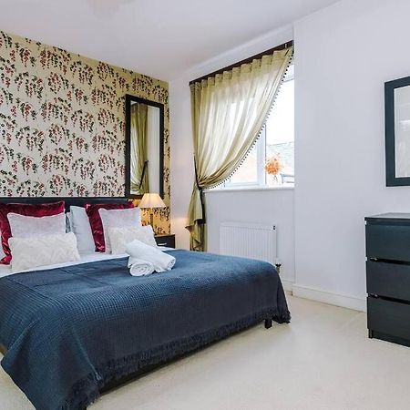 Stylish Townhouse Chester City Centre With Parking Exterior foto